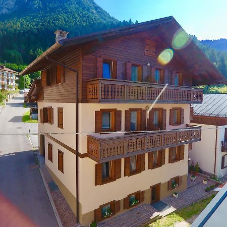 Ajarnola Locazioni Turist Hotel Auronzo di Cadore Kültér fotó
