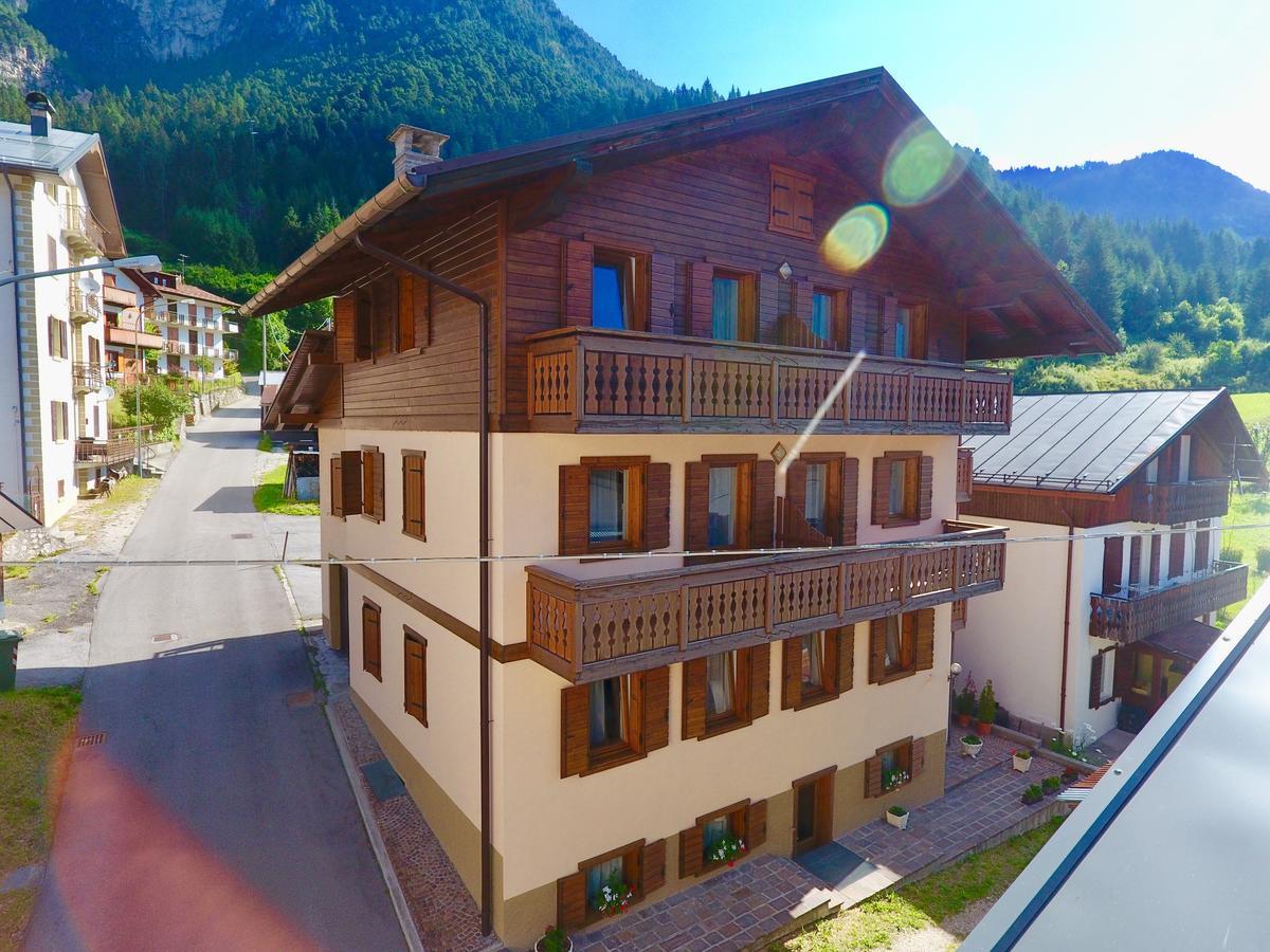Ajarnola Locazioni Turist Hotel Auronzo di Cadore Kültér fotó